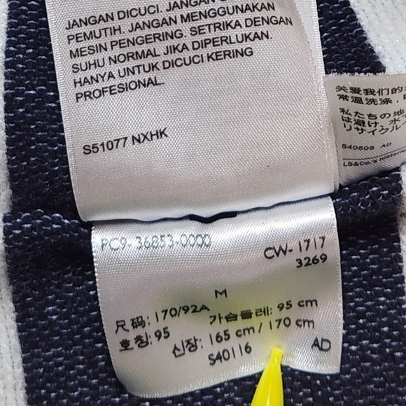 VINTAGE 80's Levi's Trucker Jacket with RARE Striped Blanket Lining Men's M $275 - Picture 6 of 13